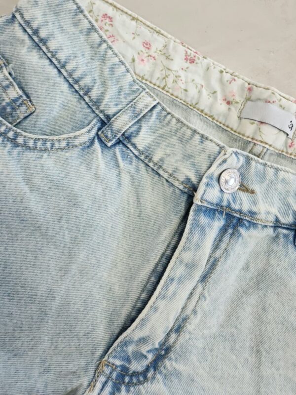Art. 3704 Short Flor tiro bajo - Imagen 5