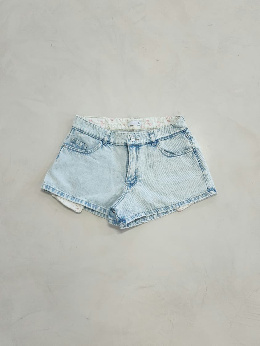 Art. 3704 Short Flor tiro bajo